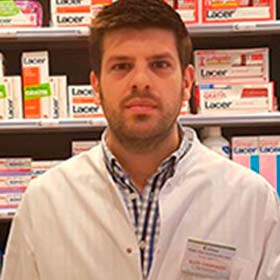 Lluis Casamada: De la farmacia hospitalaria a la Tesis Doctoral 